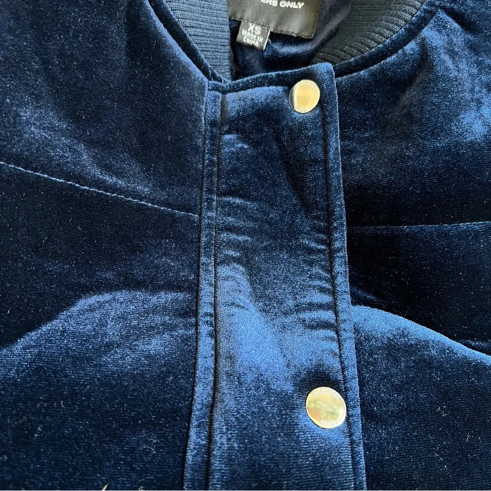 MEMBERS ONLY RETRO VELVET QUILTED BOMBER JACKET - Picture 6 of 6